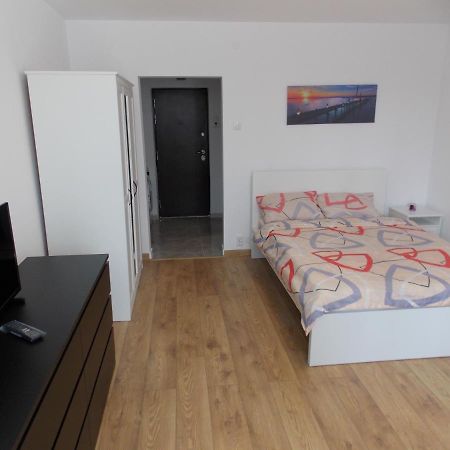 Garsoniera Moderna Appartement Boekarest Buitenkant foto