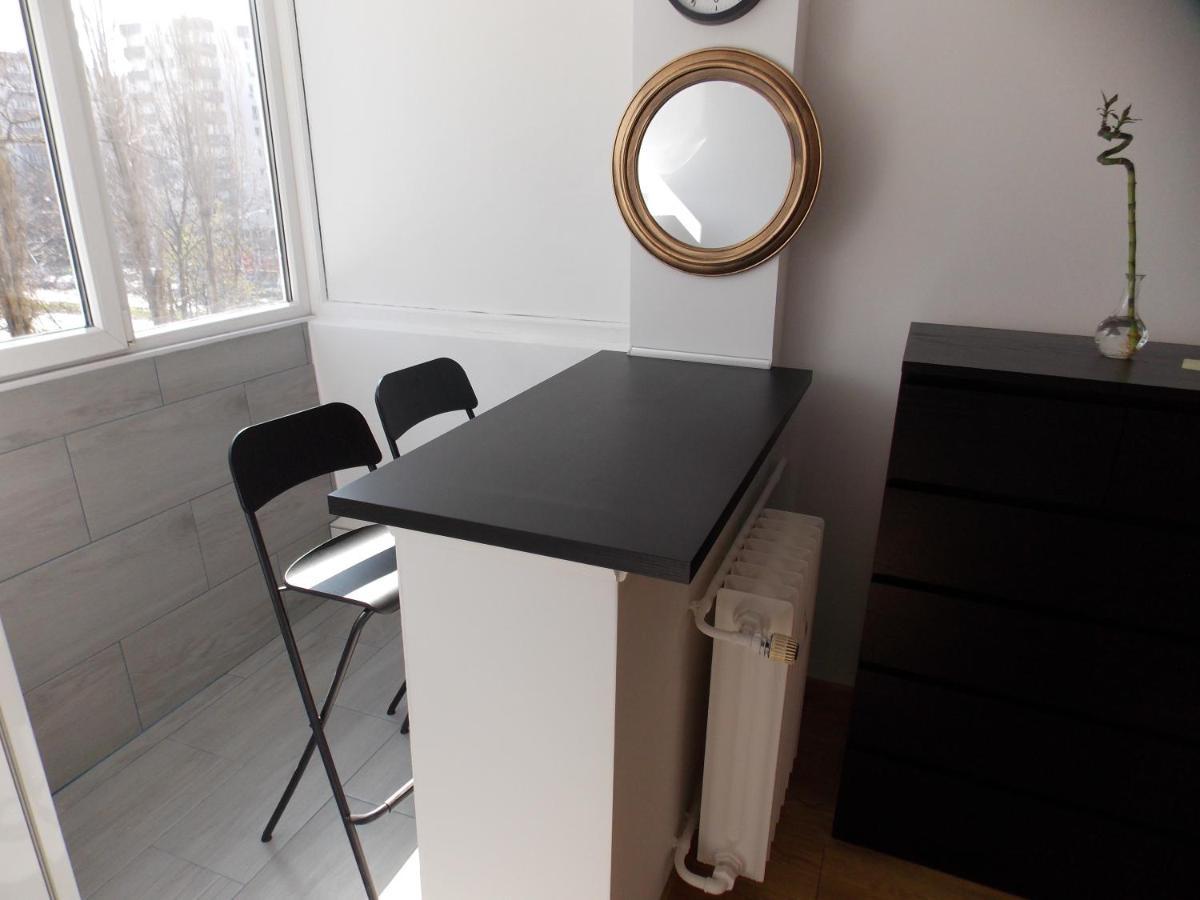 Garsoniera Moderna Appartement Boekarest Buitenkant foto